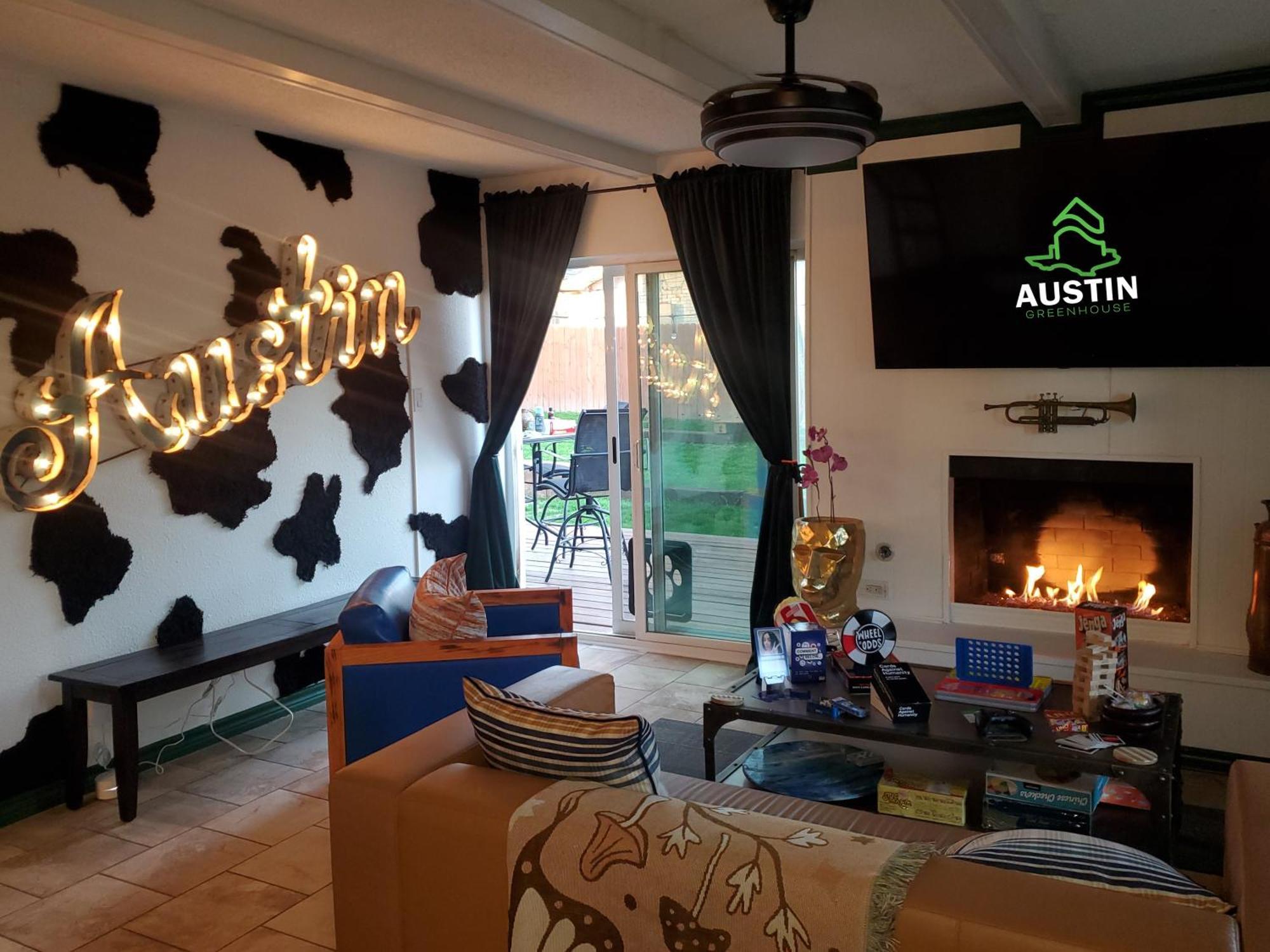 Austin Uncommon Room Rentals Exterior photo